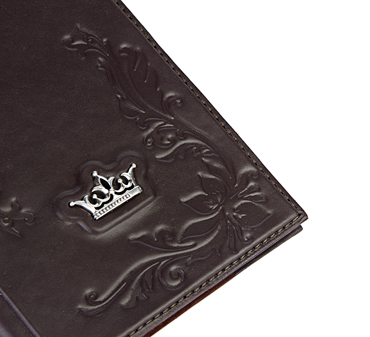 Обложка на паспорт «Королева»