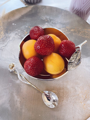 Ваза «Яблоко» из серебра