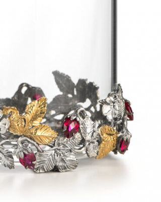 Баночка для чая «Земляника» из серебра с рубинами