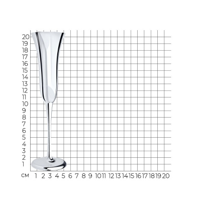 Серебряный фужер