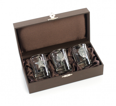 3 водочные стопки «Наградные» 3 водочные стопки «Наградные»