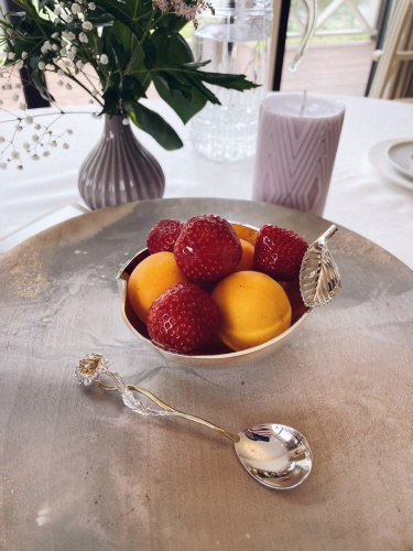 Ваза «Яблоко» из серебра