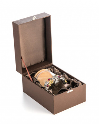 Баночка для чая «Земляника» из серебра с рубинами