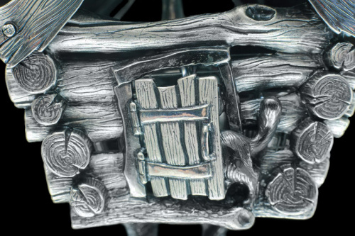 Серебряная солонка «Избушка на курьих ножках» с лопаткой