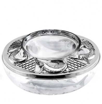 Серебряная икорница «Осетр» с ложкой в футляре