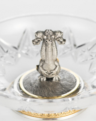 Серебряная тарелочка «Змей Горыныч» Серебряная тарелочка «Змей Горыныч»