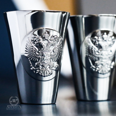 Набор стопок из серебра «Герб» - 3 предмета