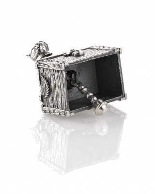 Серебряный колокольчик «Бульдог на сундуке»