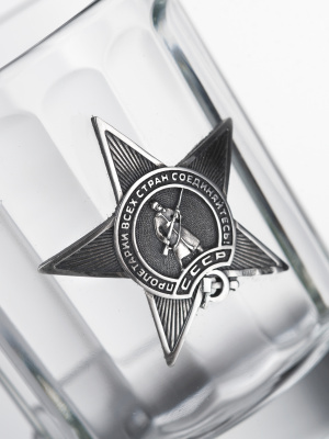 3 водочные стопки «Наградные» 3 водочные стопки «Наградные»