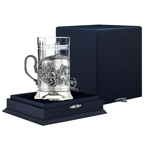 Серебряный подстаканник «Тройка» литой