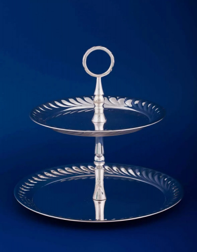 Ваза двухъярусная из серебра для фруктов, конфет и сладостей