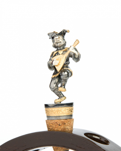 Серебряный пробочник «Скоморох с балалайкой»