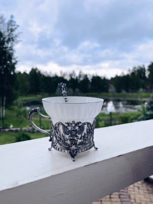 Чашка чайная «Герб» с чернением с ложкой