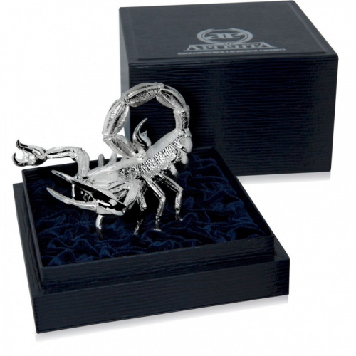 Серебряный держатель для визиток «Скорпион»